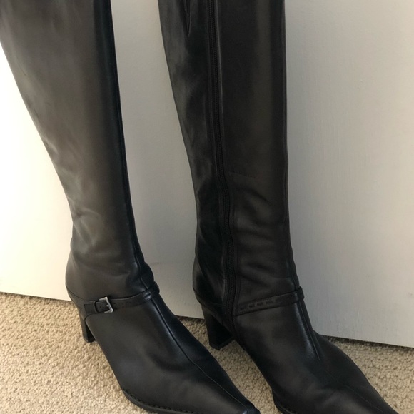 ECCO BLACK LEATHER ZIPPER BOOTS (39) NIB - Picture 2 of 16